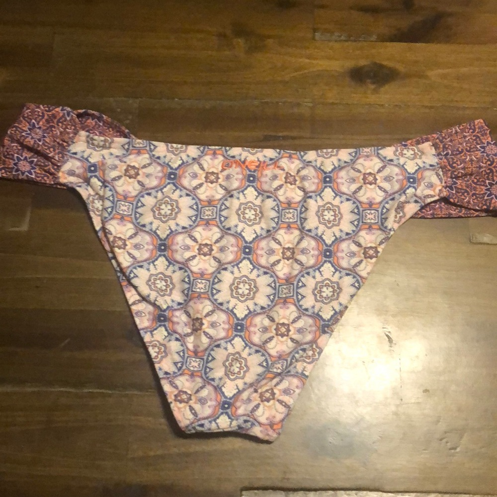 O’Neill bikini bottom - Picture 4 of 6